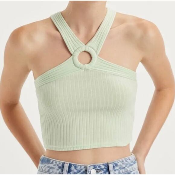 Me to We Soft Green Halter Neck Ring Keyhole Detail Ribbed Crop Top Womens SZ SM - Picture 1 of 5